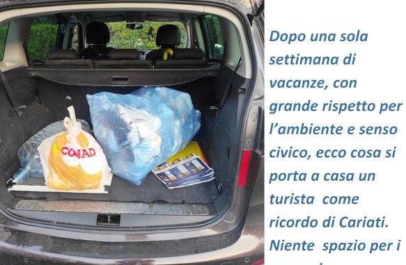 AUTO CON RIFIUTI