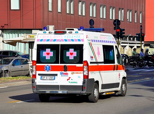 Ambulanza_servizio_118