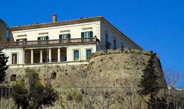 CARIATI PANORAMA MUNICIPIO TORRIONE DEGLI SPINELLI