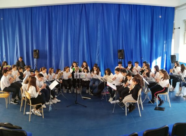CONCERTO DI NATALE 2019 MANDATORICCIO SCUOLA (15)