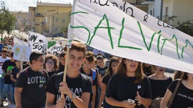 MANIFESTAZIONE CLIMA IC Cariati 09-2019 (13)