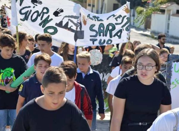 MANIFESTAZIONE CLIMA IC Cariati 09-2019 (15)