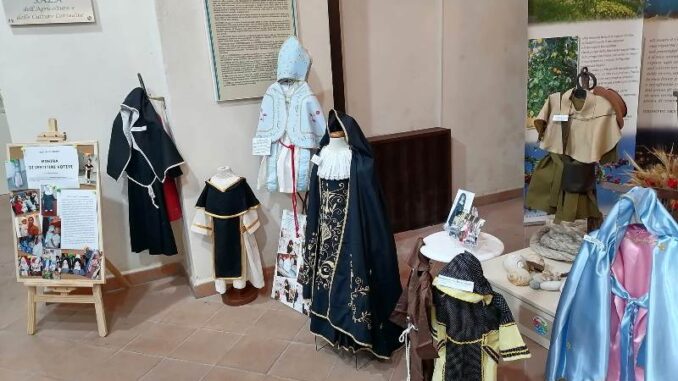 MUSEO MUMAM VESTITI VOTIVI1