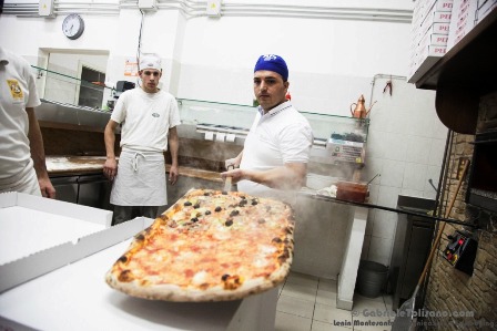 PEDROS-pizza-pizzeria-10-12-2013