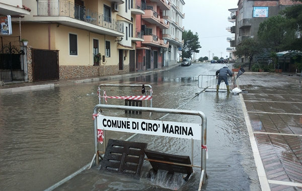 Pioggia-in-via-libertà-a-Cirò-Marina-maltempo-2018