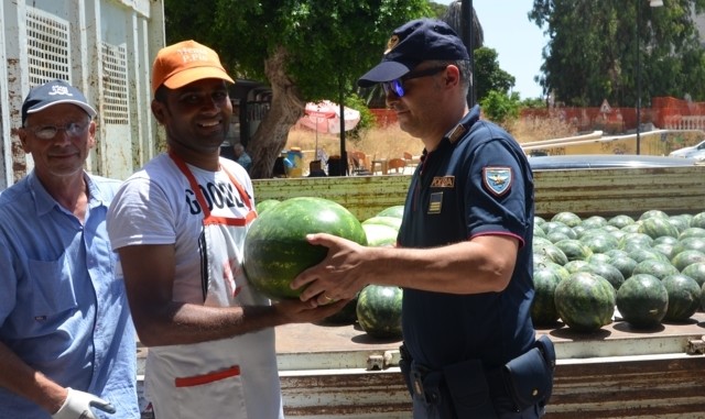 SEQUESTRO FRUTTA