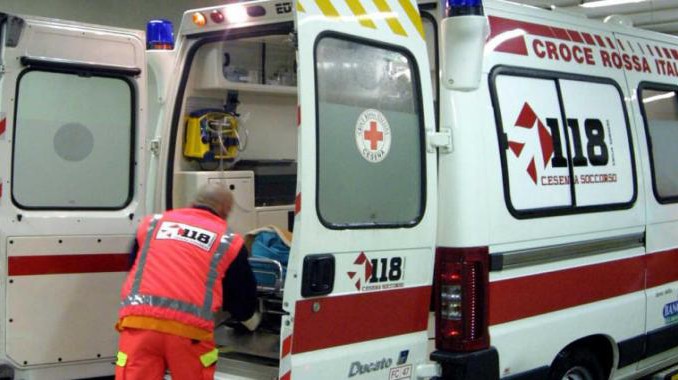 ambulanza-118-croce-rossa-barielliere-2014