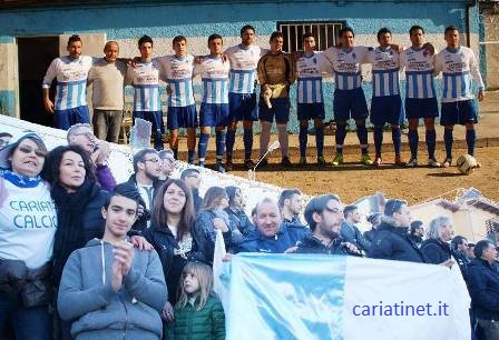 asd-cariati-formazione-tifosi-23-05-2014