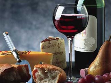 bicchiere-vino-e-cibo