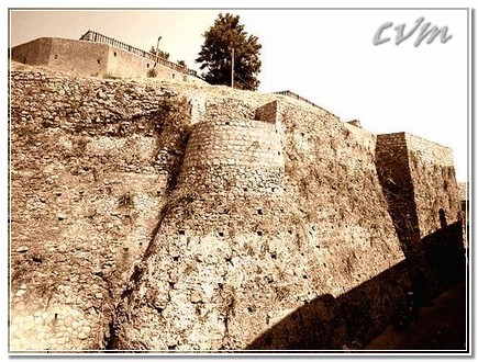 castello-crucoli-02-2012