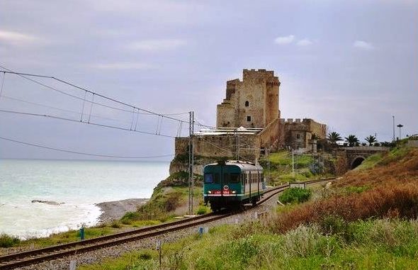 ferrovia-jonica-littorina