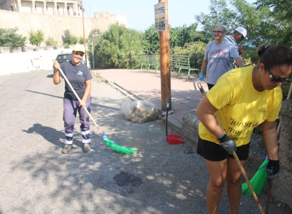 giornata ecologica cariati 2-9-18 (32)