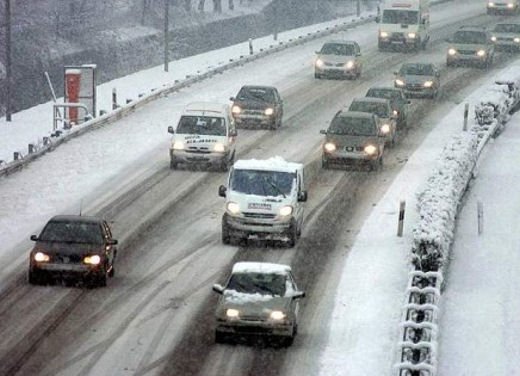 pneumatici-invernali-auto-neve-autostrada
