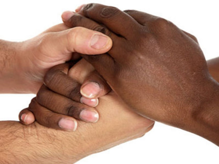 razzismo-integrazione-mani