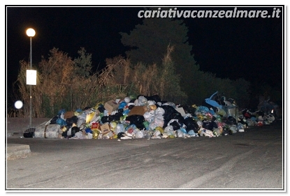 rifiuti-22-08-2013