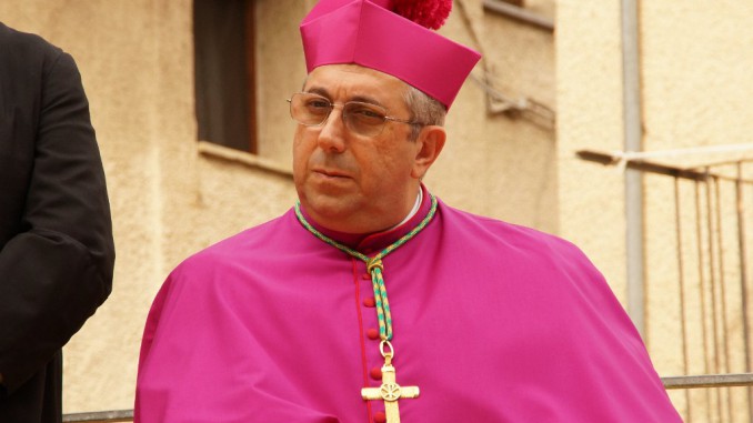 vescovo giuseppe satriano 23-12-2015