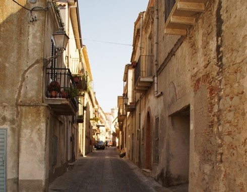 via xx settembre centro storico cariati